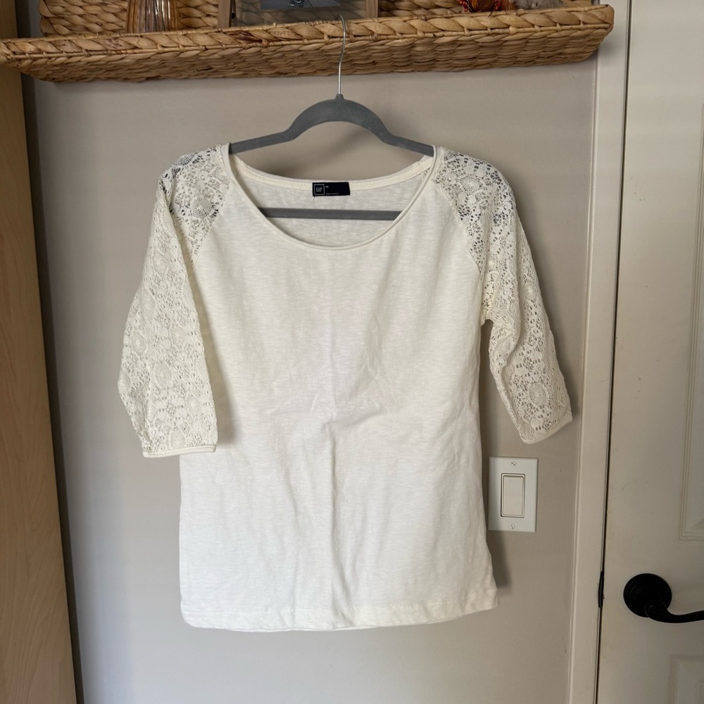GAP Cream Lace Sleeve Blouse